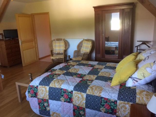Les Petits Chenes Bed & Breakfast La Pellerine  Ngoại thất bức ảnh